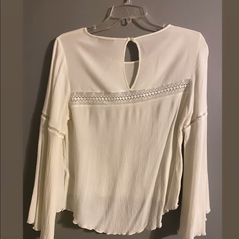 Hollister BoHo white shirt size extra small - Picture 2 of 2